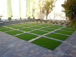 artificial-grass-Studio-City-2[1]